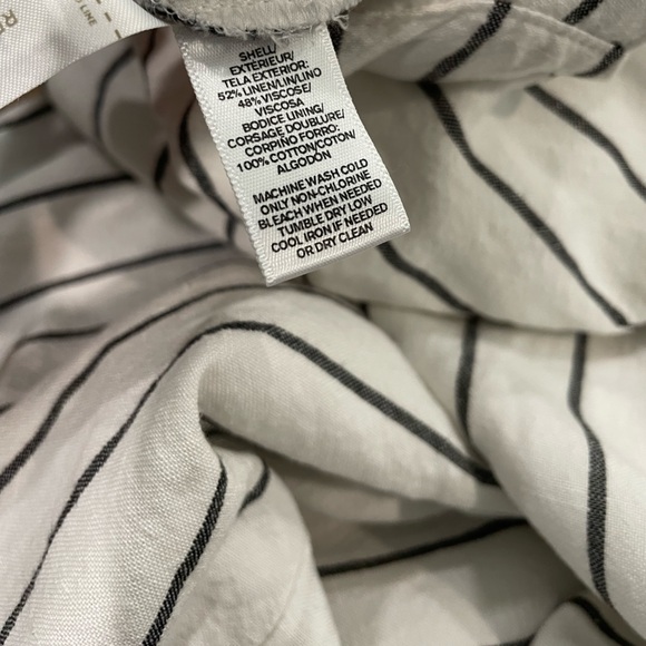 XS LOFT White & Grey Striped Jumpsuit— Perfect Outfit for Summer!! - Picture 7 of 9